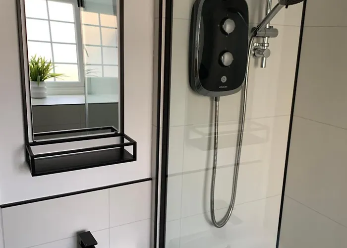 Willow View, Apartment *