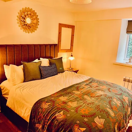 Willow View, * Cartmel